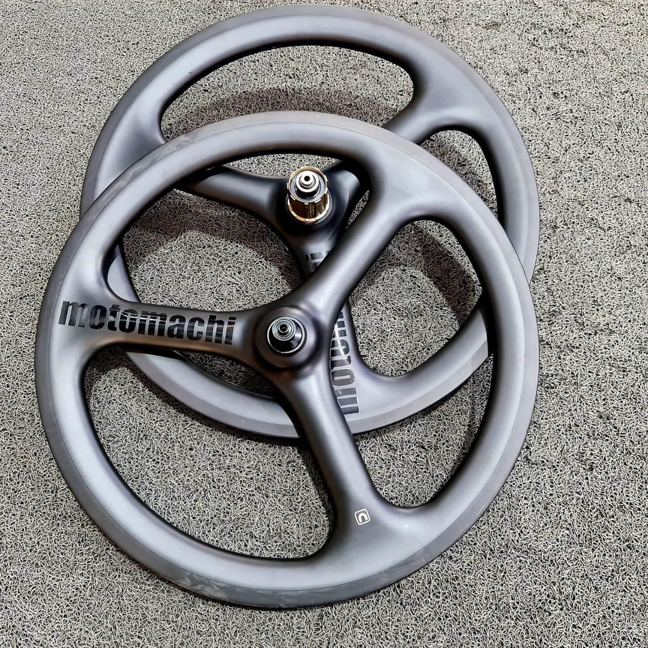 Motomachi 20 inch (406) Carbon Trispoke Wheelset