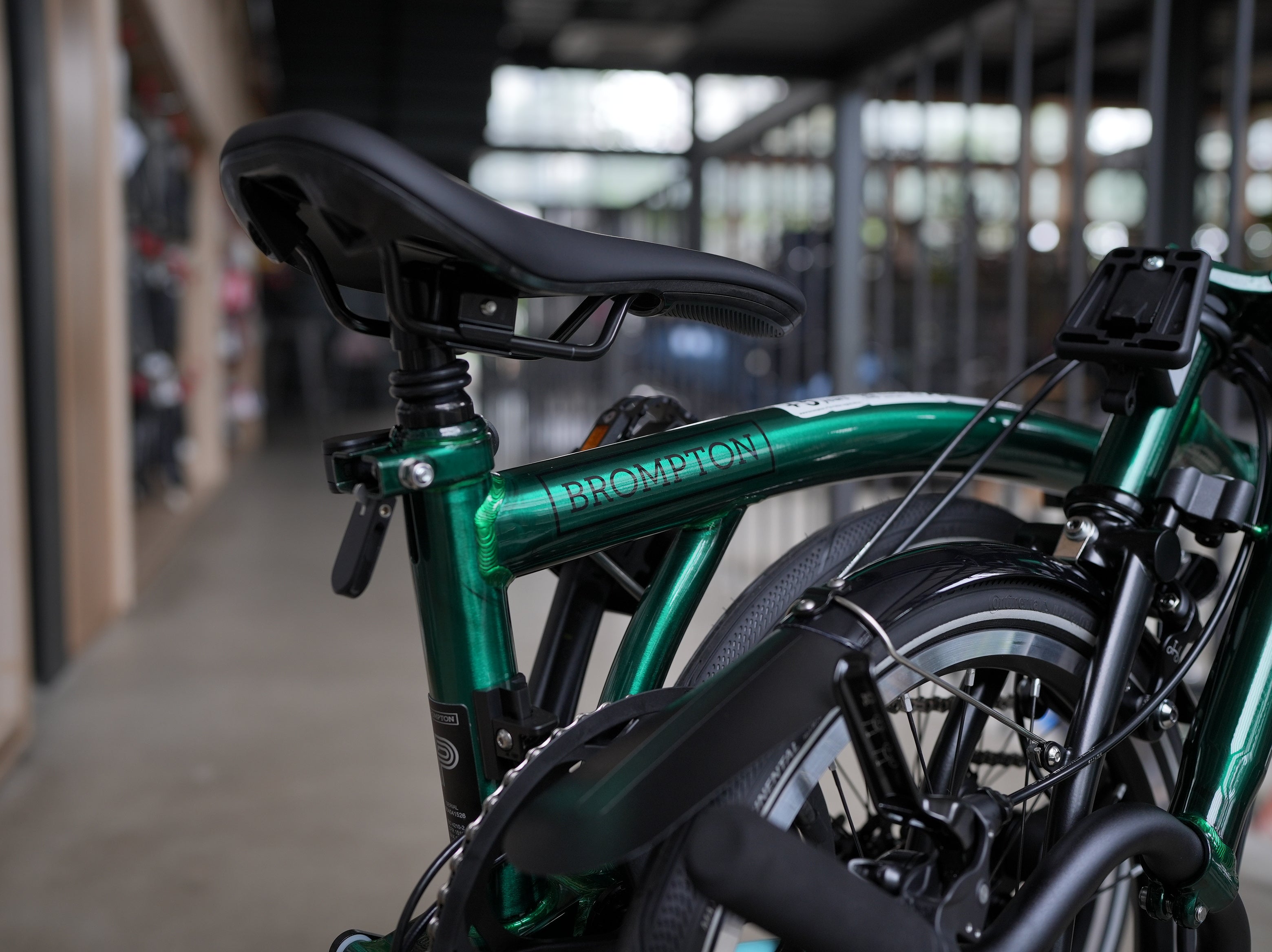Brompton P Line Urban  Mid Rise - Emerald Green – SpinWarriors