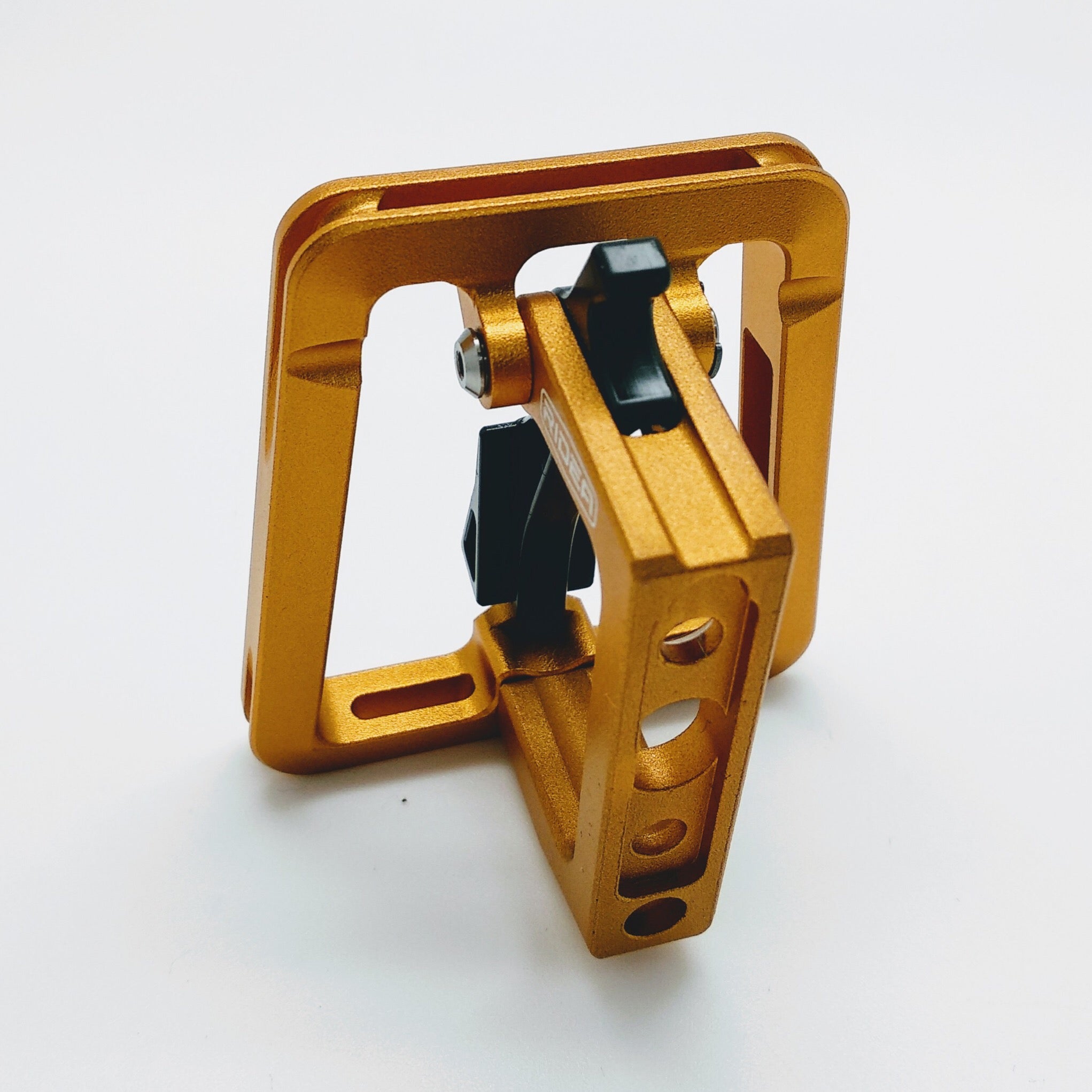 3D26E832-3B5C-400E-ABFF-