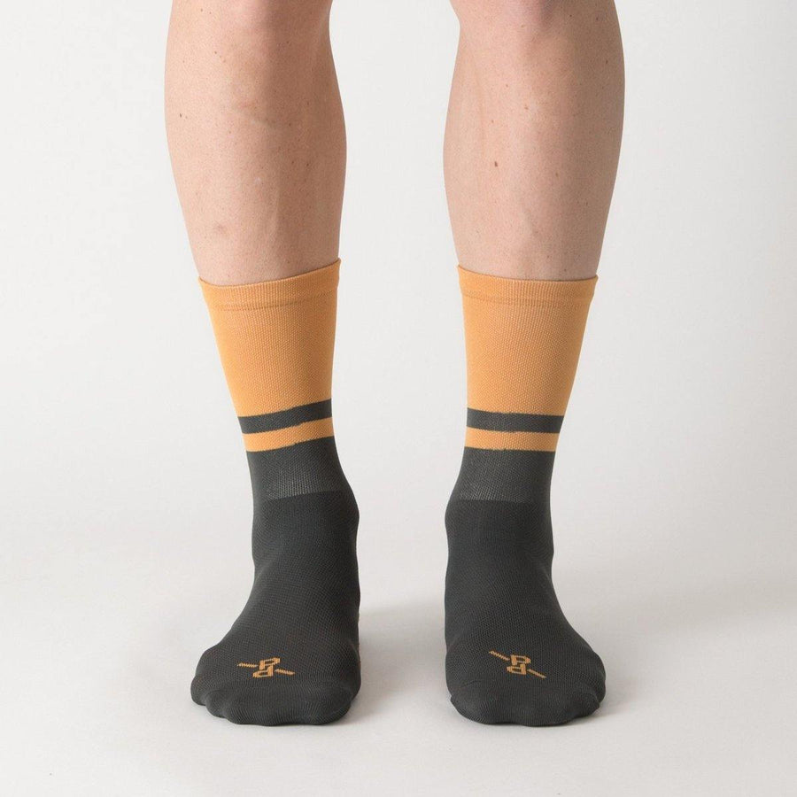 Peloton de Paris Two-Tone PLTN Socks - Ochre/Grey - SpinWarriors