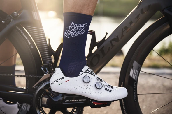 Cois Head Over Wheels Cycling Socks - Navy - SpinWarriors