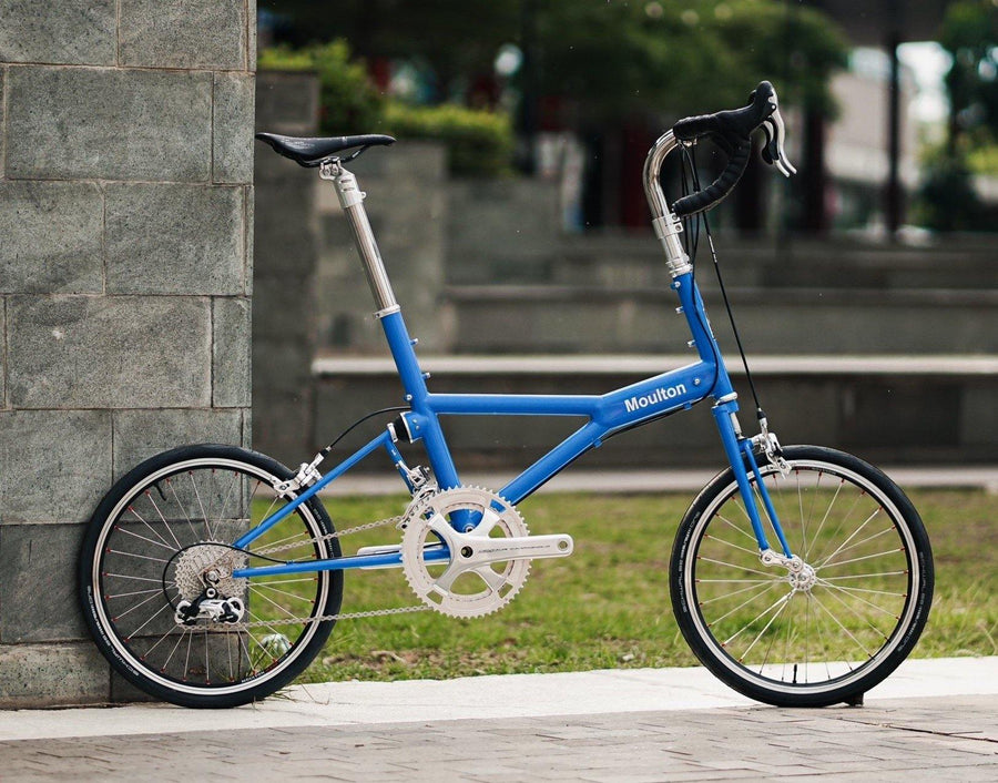 Moulton Flyte Bugatti Blue SpinWarriors moulton-flyte-bugatti-blue-spinwarriors